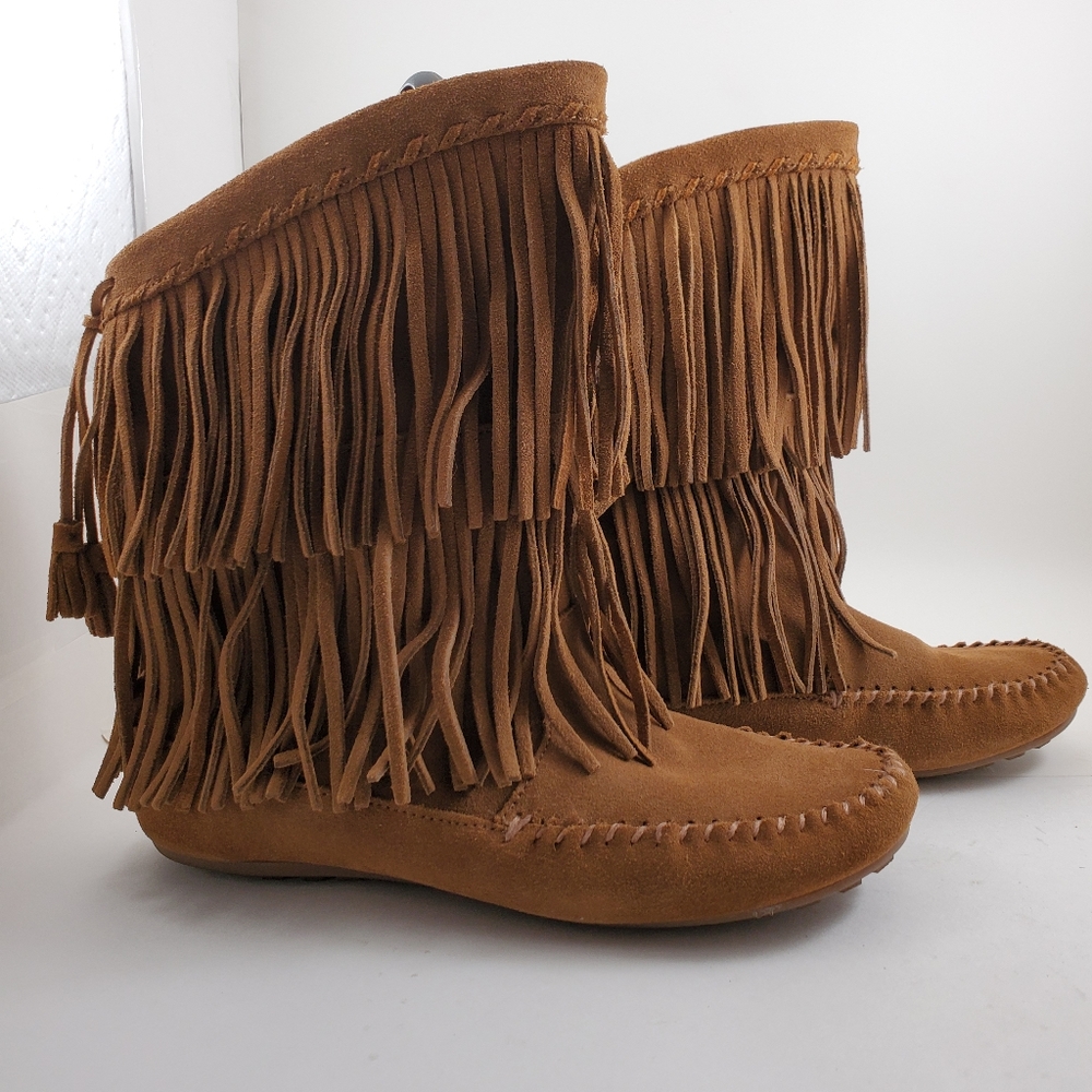Minnetonka Brown Angled Fringe Boots